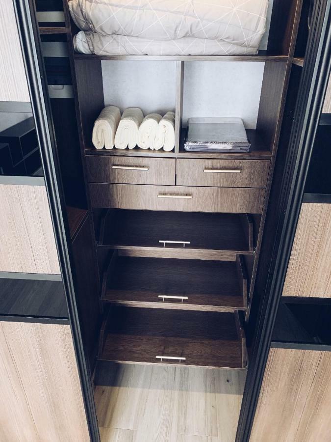 Room1402 敖德萨 外观 照片
