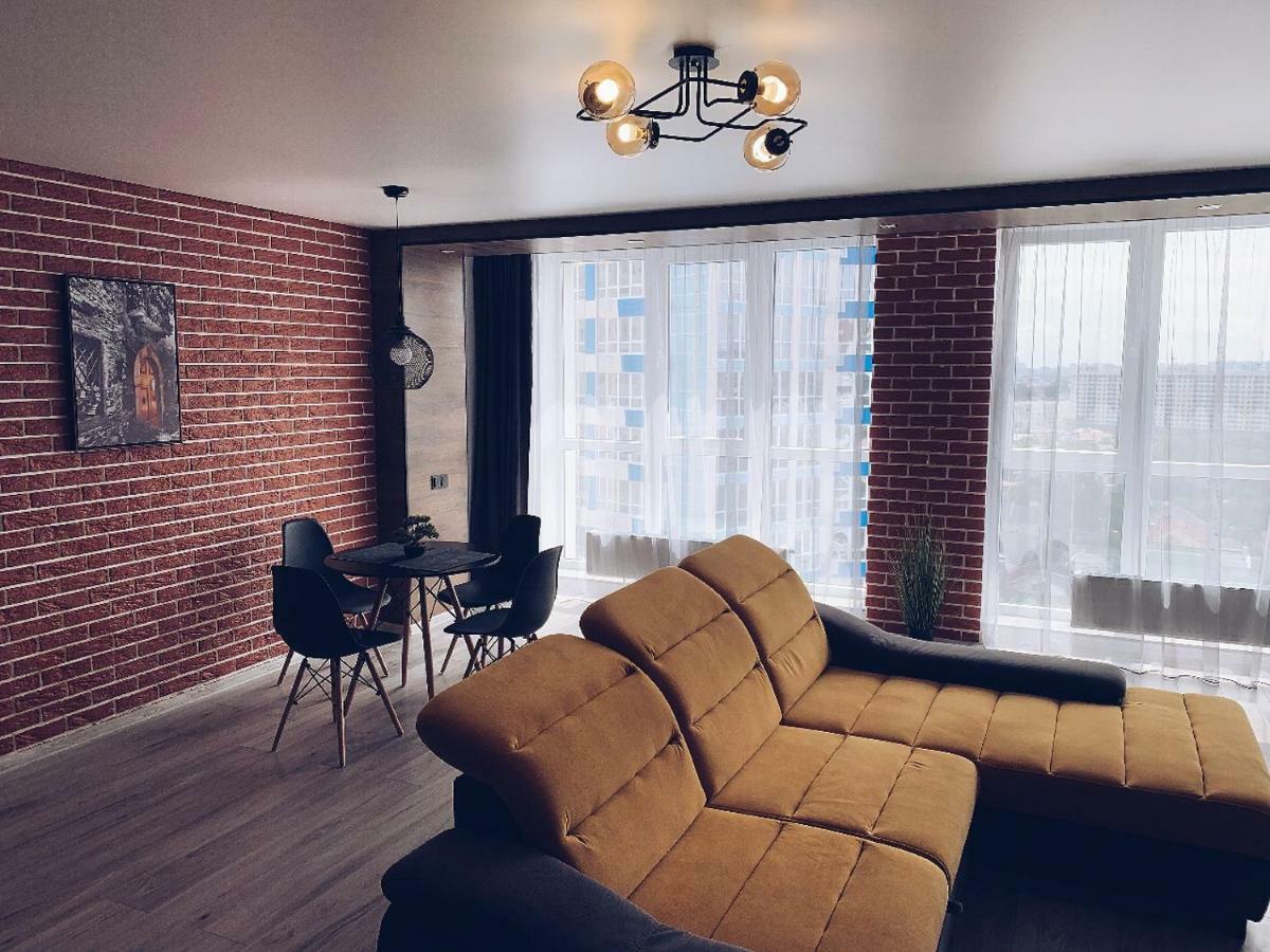 Room1402 敖德萨 外观 照片