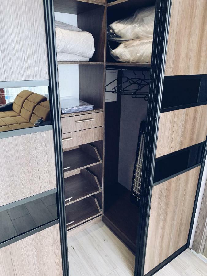 Room1402 敖德萨 外观 照片