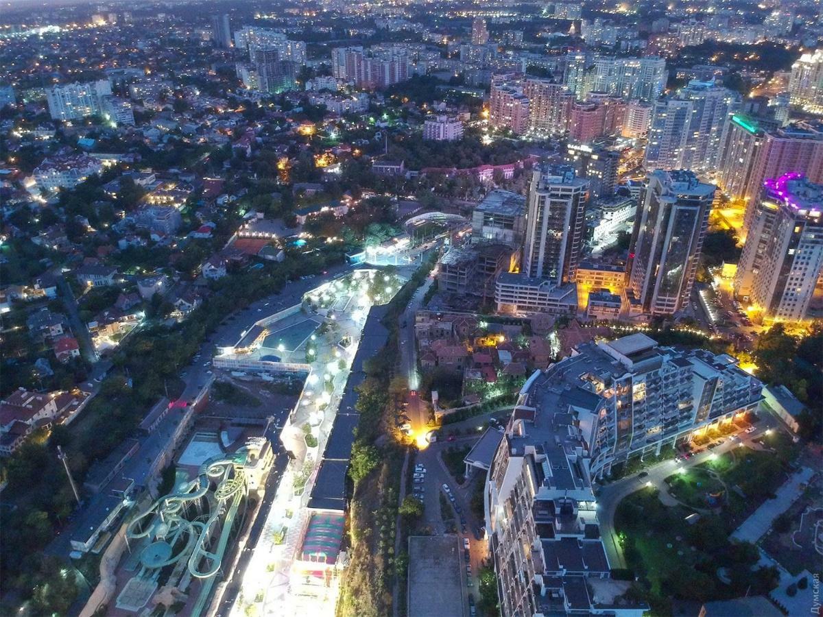 Room1402 敖德萨 外观 照片